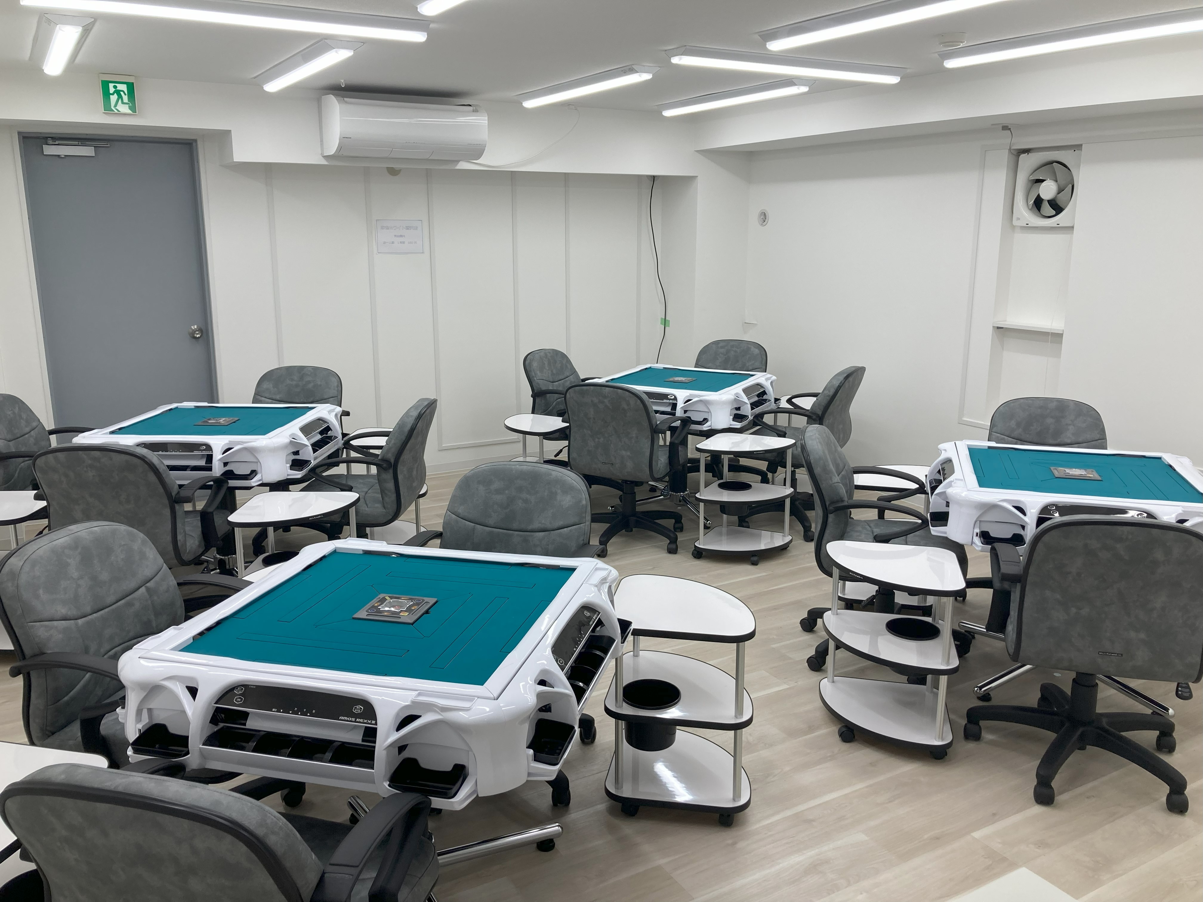 麻雀ホワイト 藤沢店